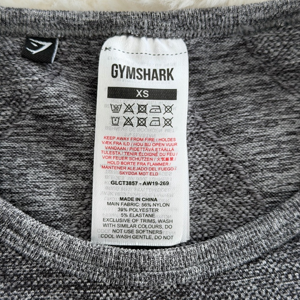Gray Women's GymShark Cropped Top - Picture 5 of 5